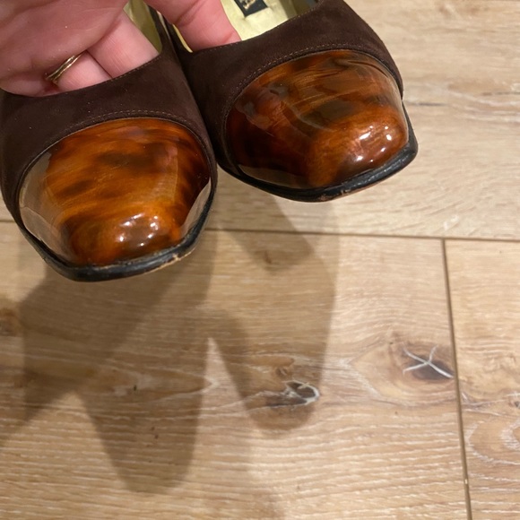 Vintage 90s Escada Womens 7 Brown Pump Heel Square Toe Cap Color Block Tortoise - Picture 3 of 7